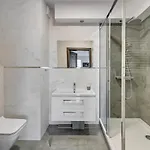 Grand - Luxury On The 11th Floor With A View Of The Old Town 아파트 *