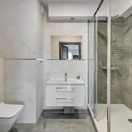 Grand - Luxury On The 11th Floor With A View Of The Old Town 公寓 *